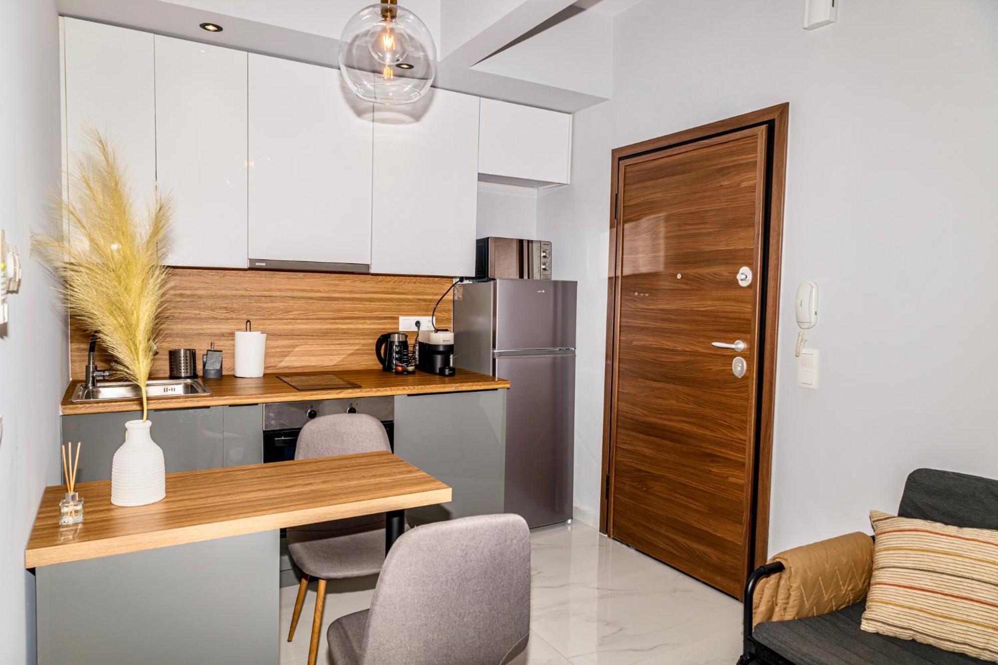 Cozy Studio In The City Center Салоники Экстерьер фото
